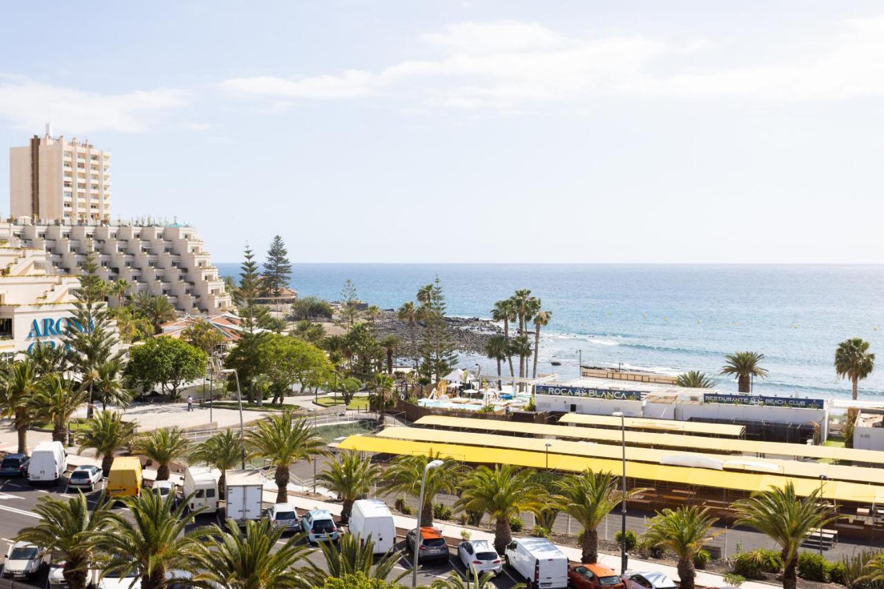Black And White Apartment Free Wifi Los Cristianos  Luaran gambar